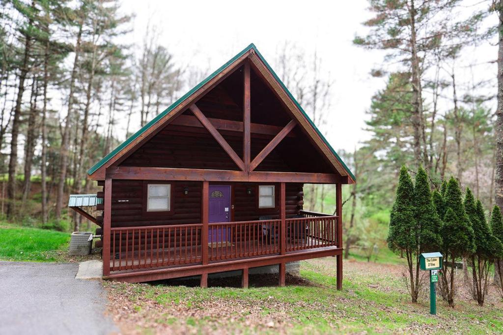 The Cabins At Pine Haven - Beckley Beaver Bagian luar foto